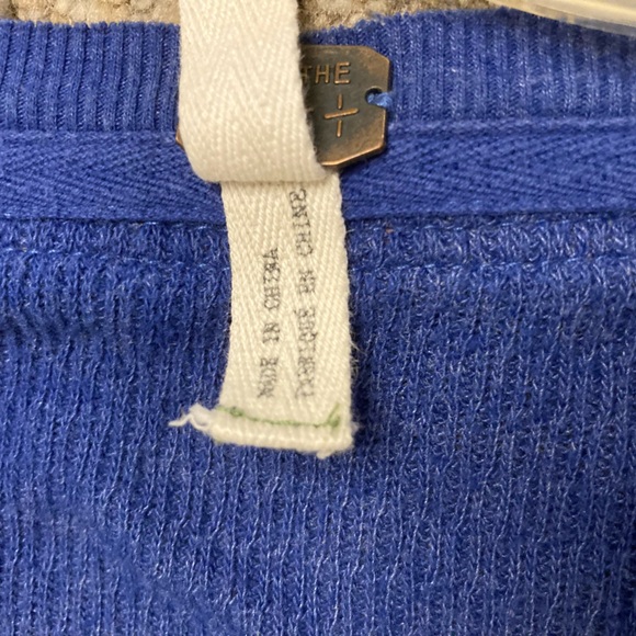 FREE PEOPLE BLUE  THERMAL HENLEY SIZE S - Picture 8 of 10